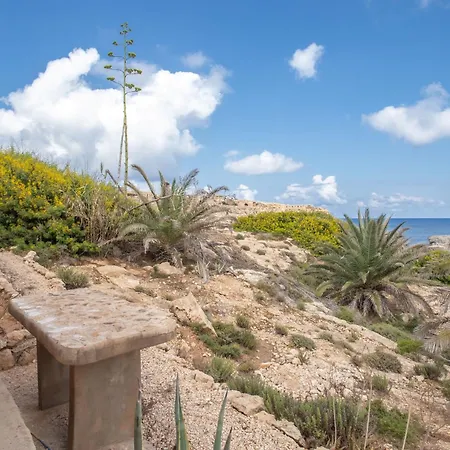 Angela - Ginevra * Lampedusa